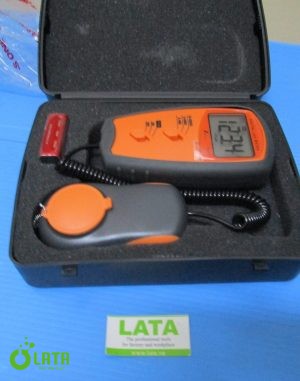 Máy đo độ sáng EA712A-27